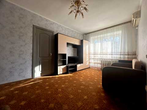 квартира за адресою Олександра Довженка вул. (Толстого), 120