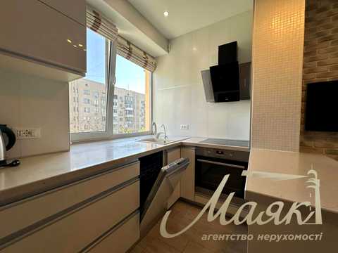 квартира за адресою Предславинська вул., 36/38