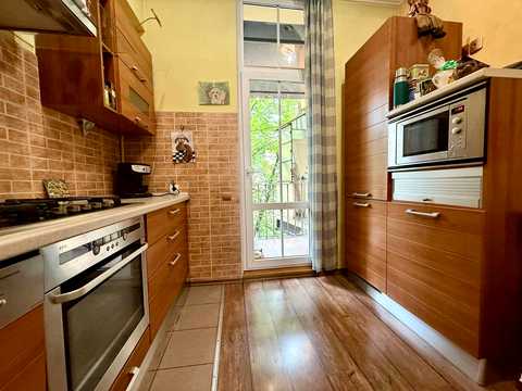 квартира по адресу Ярослава Стецько ул. (Добролюбова), 8
