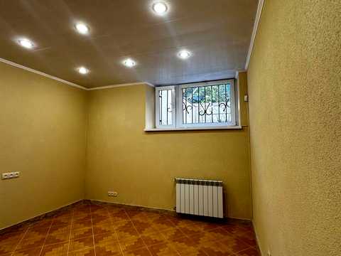 комерційна за адресою Дмитра Вітовського вул. (), 41