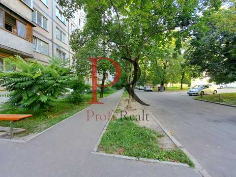 квартира за адресою Зодчих вул., 30