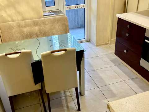 квартира за адресою Космонавтів вул., 62