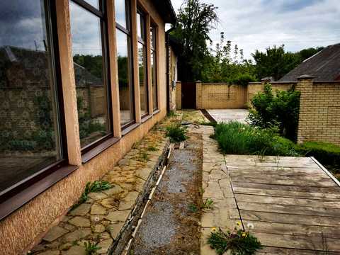 комерційна за адресою Магістратська вул. (Першотравнева), 140