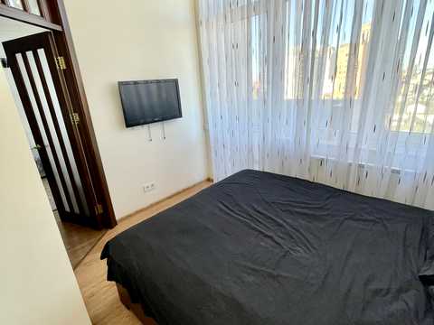 квартира за адресою Дмитрівська вул., 82