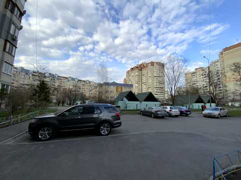 квартира за адресою Драгоманова вул., 15-А