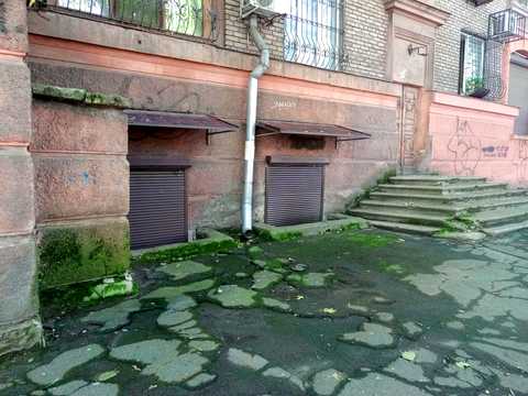 коммерческая по адресу Независимой Украины ул. (40 лет Советской Украины), 40