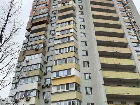 квартира по адресу Драгоманова ул., 6/1