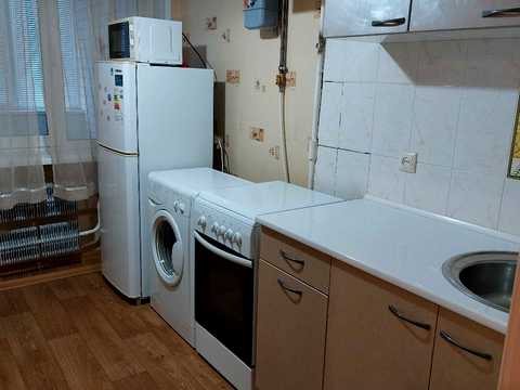 квартира за адресою Калинова вул., 81