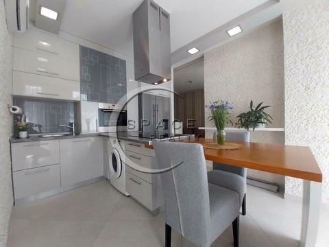 квартира за адресою Регенераторна вул., 4 к3