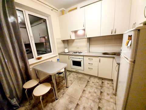 квартира за адресою Тетерівська вул. (Іртишська), 20