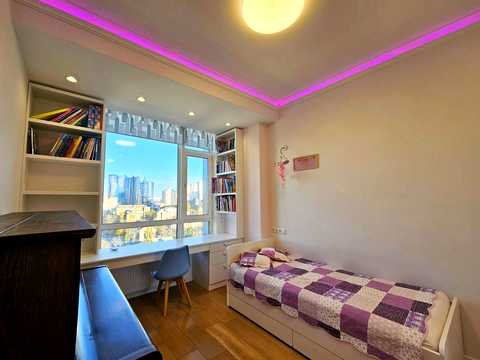 квартира по адресу Джона Маккейна ул. (Івана Кудрі), 7