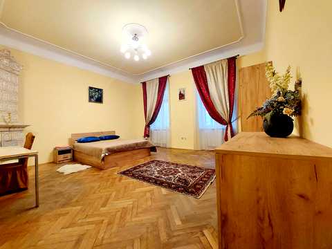 квартира за адресою Вакарчука, 1