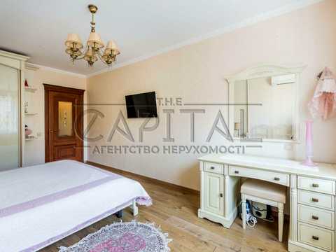 квартира за адресою Дмитрівська вул., 75