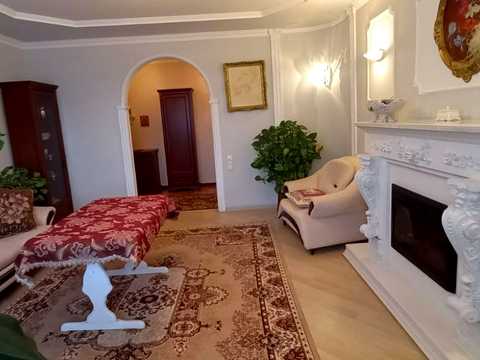 квартира за адресою Тополина вул., 10