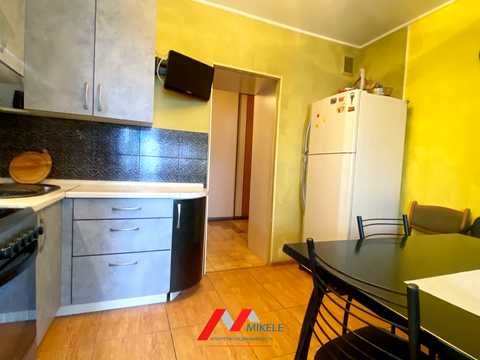 квартира за адресою Академіка Глушкова просп., 14