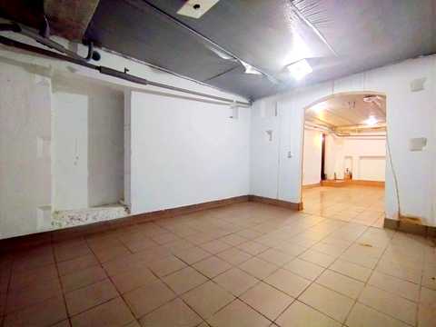 комерційна за адресою Перемоги просп., 62в