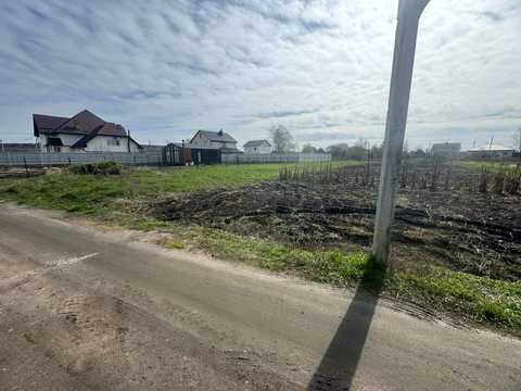 ділянка за адресою Юності, 4