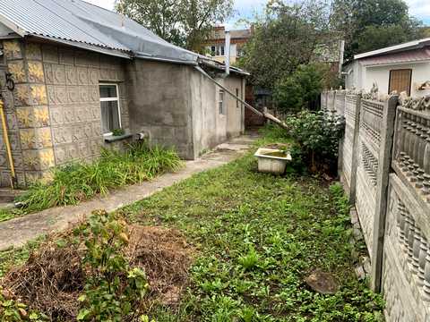 участок по адресу Дмитра Іваха ул. (Жванецька), 5