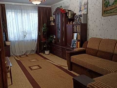 квартира за адресою Любомира Гузара вул. (Комарова)