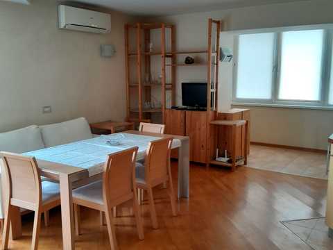квартира за адресою Ломаківська вул. (Мічуріна), 4