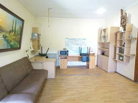 комерційна за адресою Врожайна вул., 20