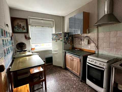 квартира за адресою Матюшенка вул., 3а