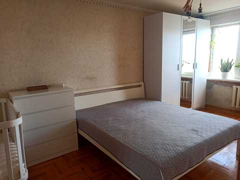 квартира за адресою Прирічна вул., 5