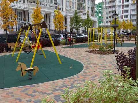 квартира за адресою Михайла Максимовича вул. (Онуфрія Трутенка), 26-Б