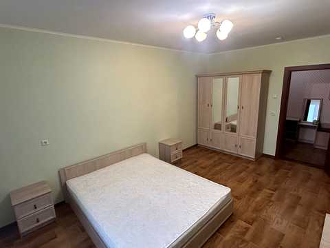 квартира за адресою Сергія Данченка вул., 1