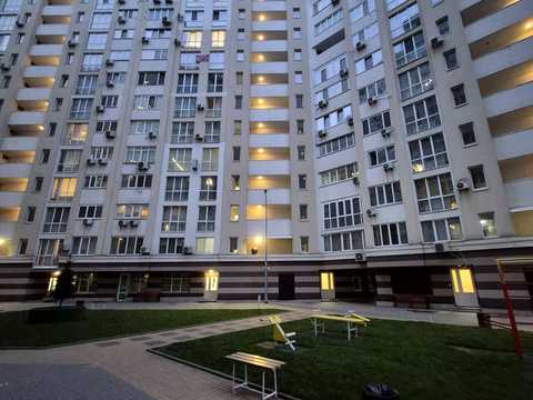 квартира по адресу Александровская ул., 1
