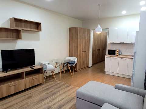 квартира за адресою Михайла Максимовича вул. (Онуфрія Трутенка), 28-Б