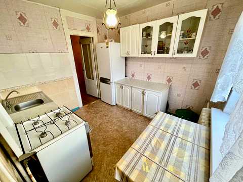 квартира за адресою Космонавтів вул., 17