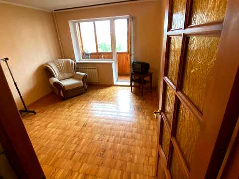 квартира за адресою Дмитра Павличка просп. (Маршала Рокосовського), 10