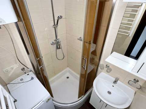 квартира за адресою Братиславська вул., 34