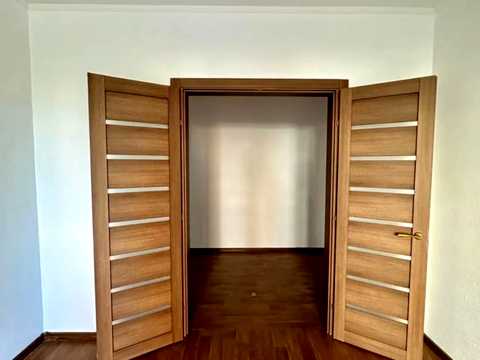 квартира за адресою Милославська вул., 18