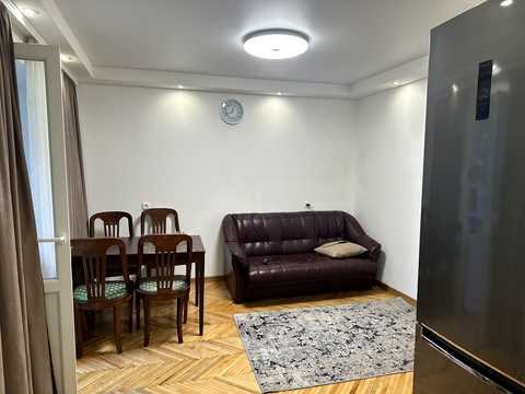 квартира за адресою Ґарета Джонса вул. (Сім'ї Хохлових), 9-Б