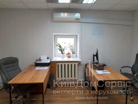 комерційна за адресою Михайла Котельникова вул., 35