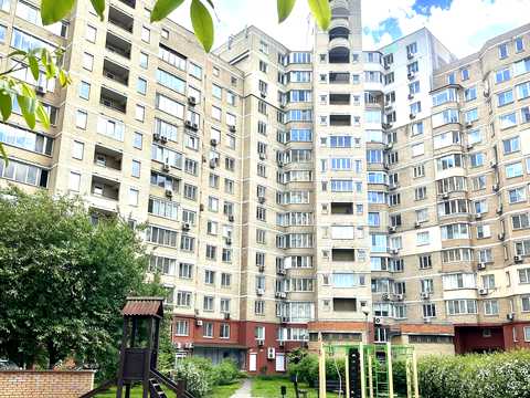 квартира за адресою Микільсько-Слобідська вул., 4-В