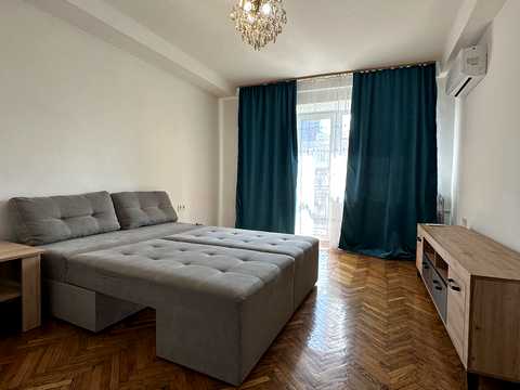 квартира за адресою Саксаганського вул., 88