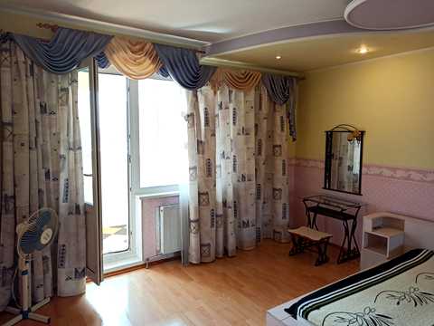 квартира за адресою Бориса Гмирі вул., 1-Б/6