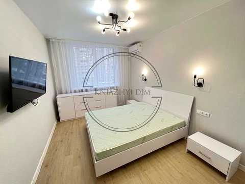 квартира за адресою Ревуцького вул., 40-В