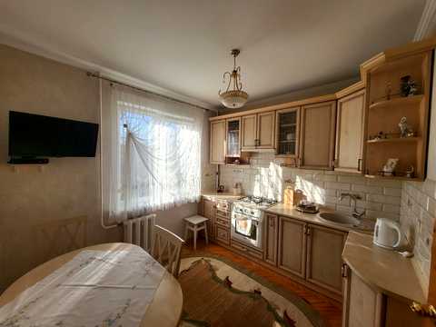 квартира за адресою Чигиринська вул., 42