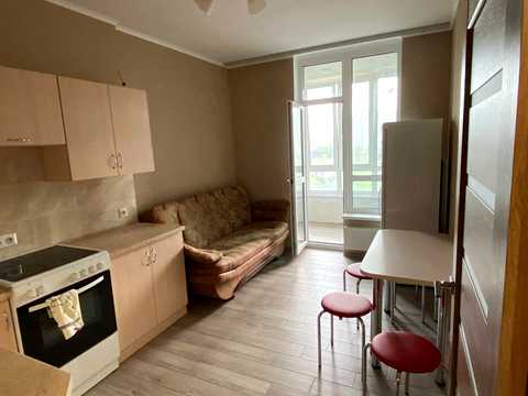 квартира за адресою Каховська вул., 68