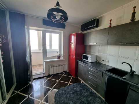 квартира по адресу Ревуцкого ул., 42