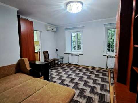 дом по адресу вул. Новосельська, 33