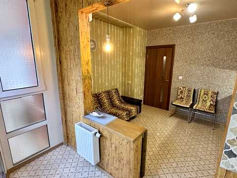 квартира за адресою Бориса Гмирі вул., 12-Б