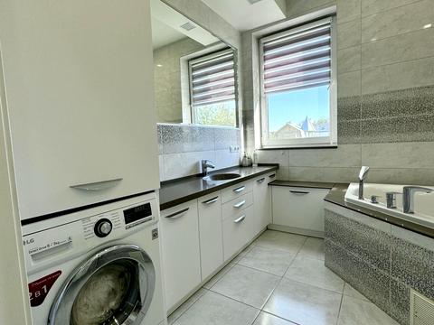 будинок за адресою Бровари, Ялинкова вул.