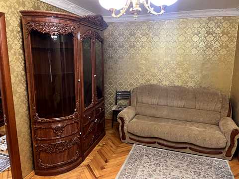 квартира за адресою Родини Глаголєвих вул. (Академіка Грекова), 18