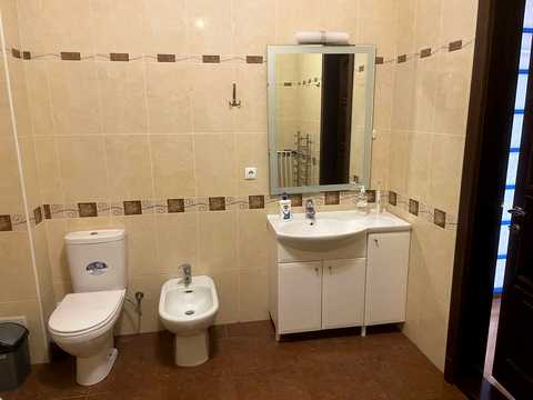 будинок за адресою Академічна вул., 10