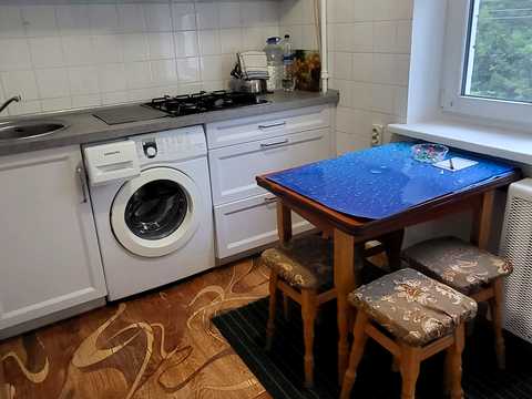 квартира за адресою Київ, Родини Глаголєвих вул. (Академіка Грекова), 3